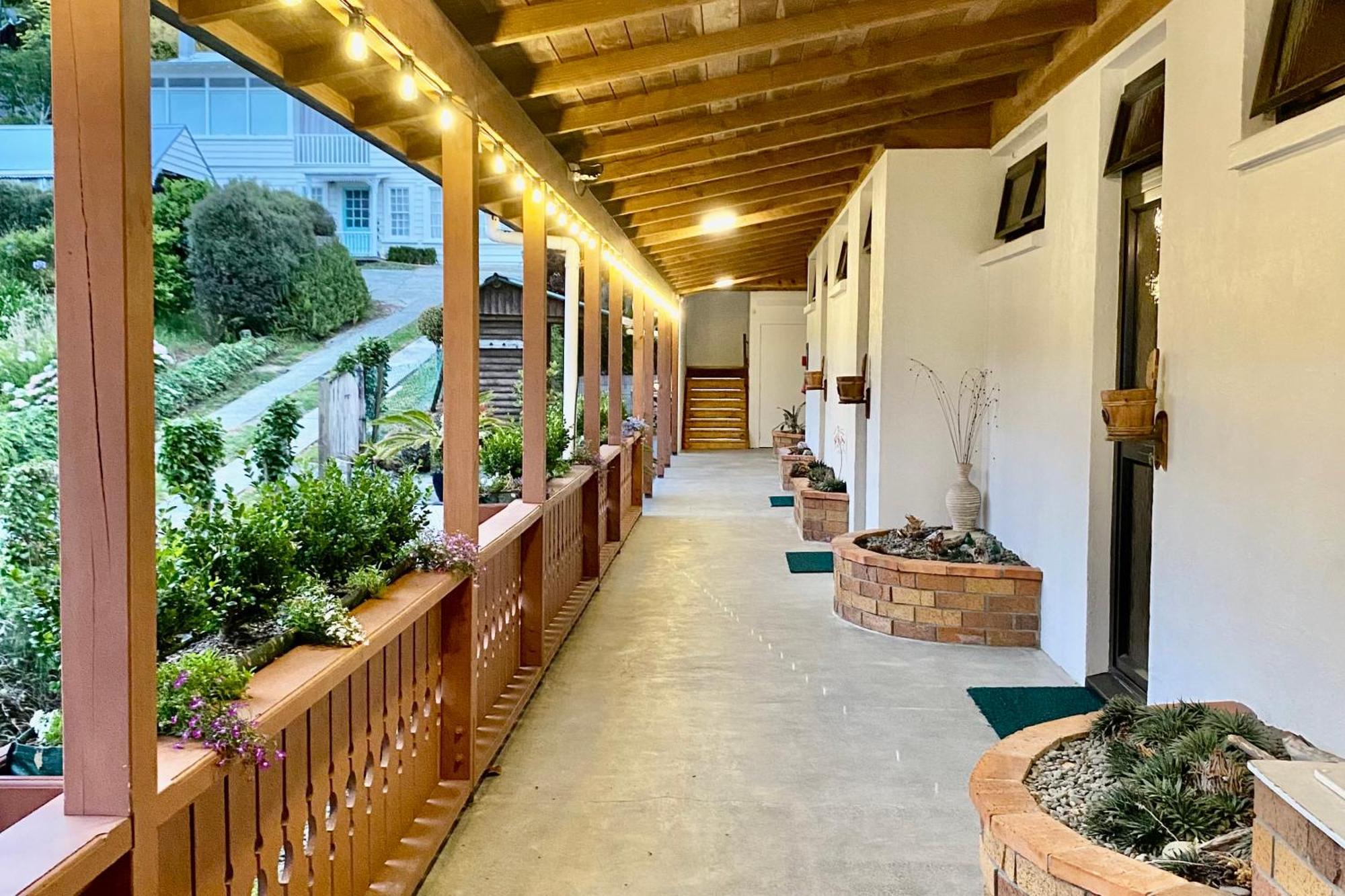 The Swiss Chalet Holiday Apartment 4, Bay Of Islands Paihia Exteriör bild